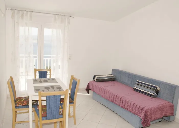 Seaview Apartments Nikola