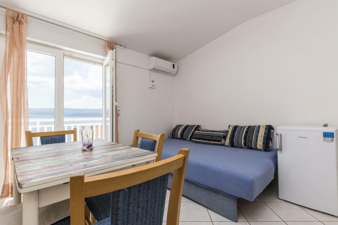 Seaview Nikola