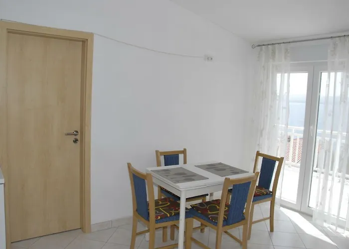 Seaview Apartments Nikola